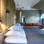 Hotell Moe Hotel *