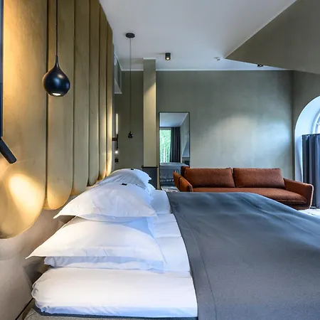 Hotell Moe فندق *